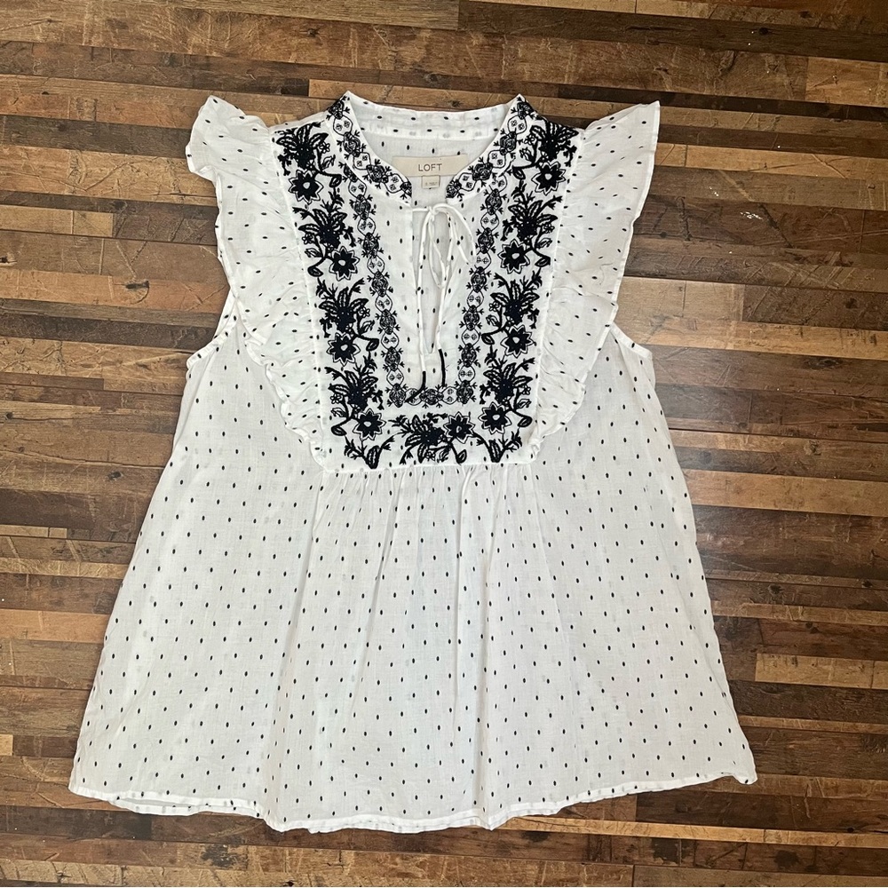 Loft Embroidered Floral Dot Ruffle Sleeveless Top White Sz S - Picture 15 of 16